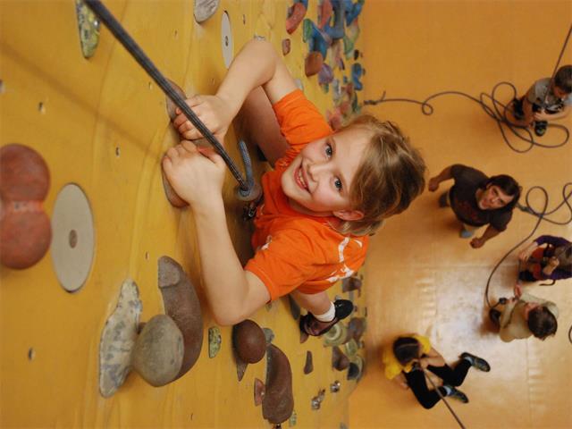 Foto für Kraxln & Äktschn: Kinderklettern in der Rockarena Meran